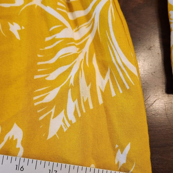 MSK Yellow Sleveless Floral Dressy Romper Size Small. Pants. - Picture 9 of 12